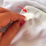 Macchie di candeggina sui vestiti? 2 soluzioni fai da te per risolvere